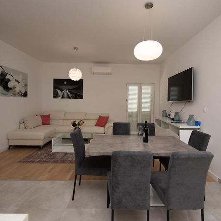Apartment Katicic Split Exteriör bild