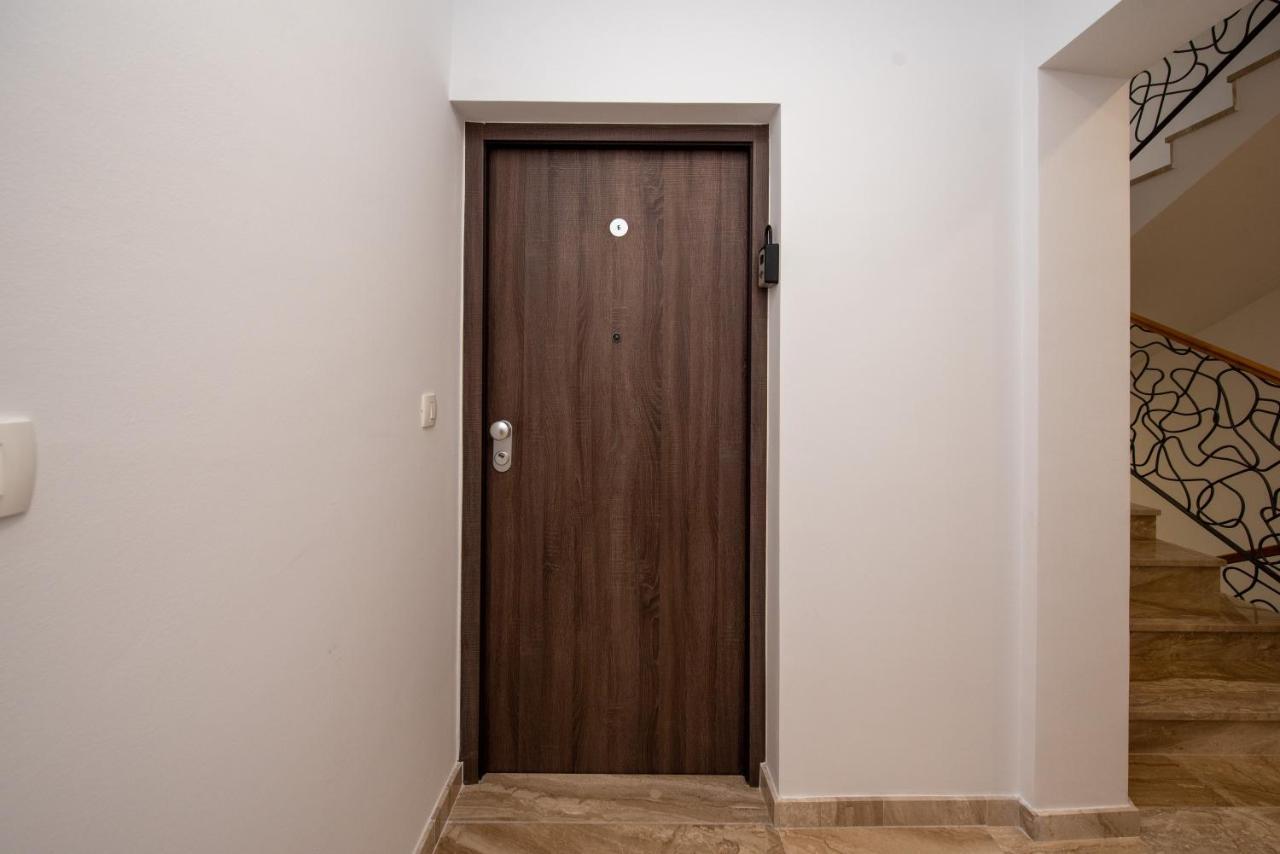 Apartment Katicic Split Exteriör bild